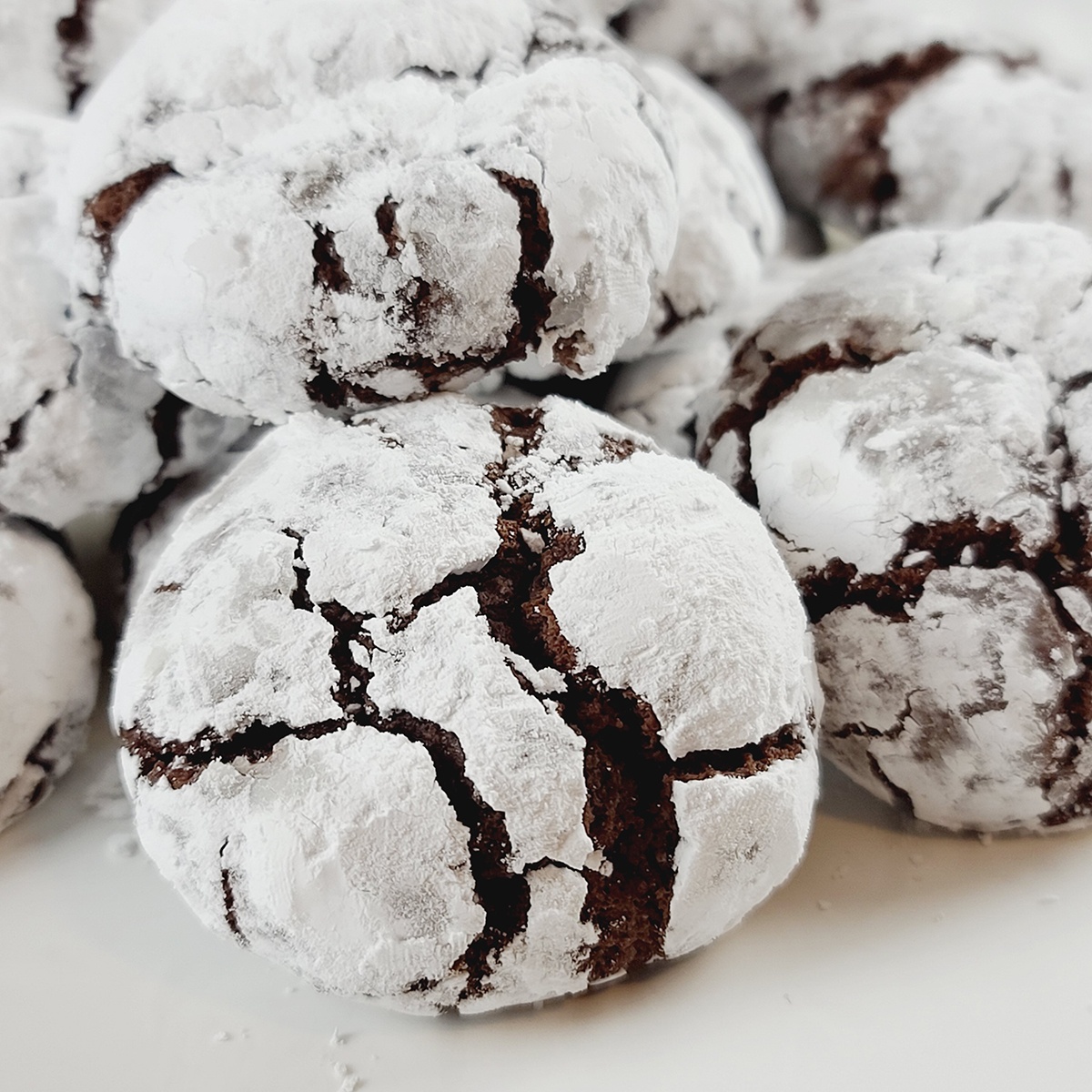 Chocolate Crinkle Cookies